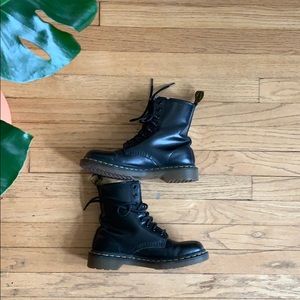 Available - Doc  Martens Smooth Leather - Classics